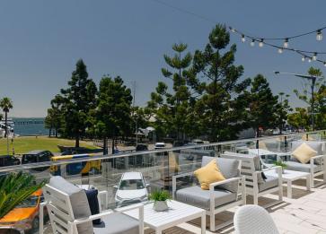 Novotel Geelong Outside space