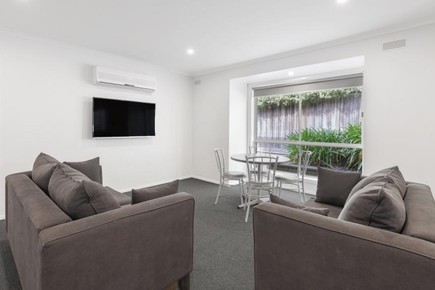 Apartment 9