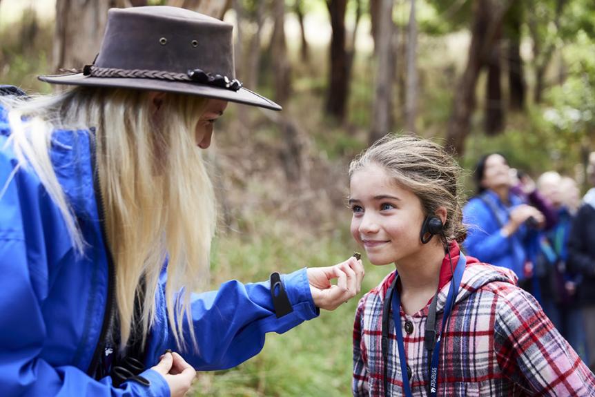 Wildlife Wonders tour with girl